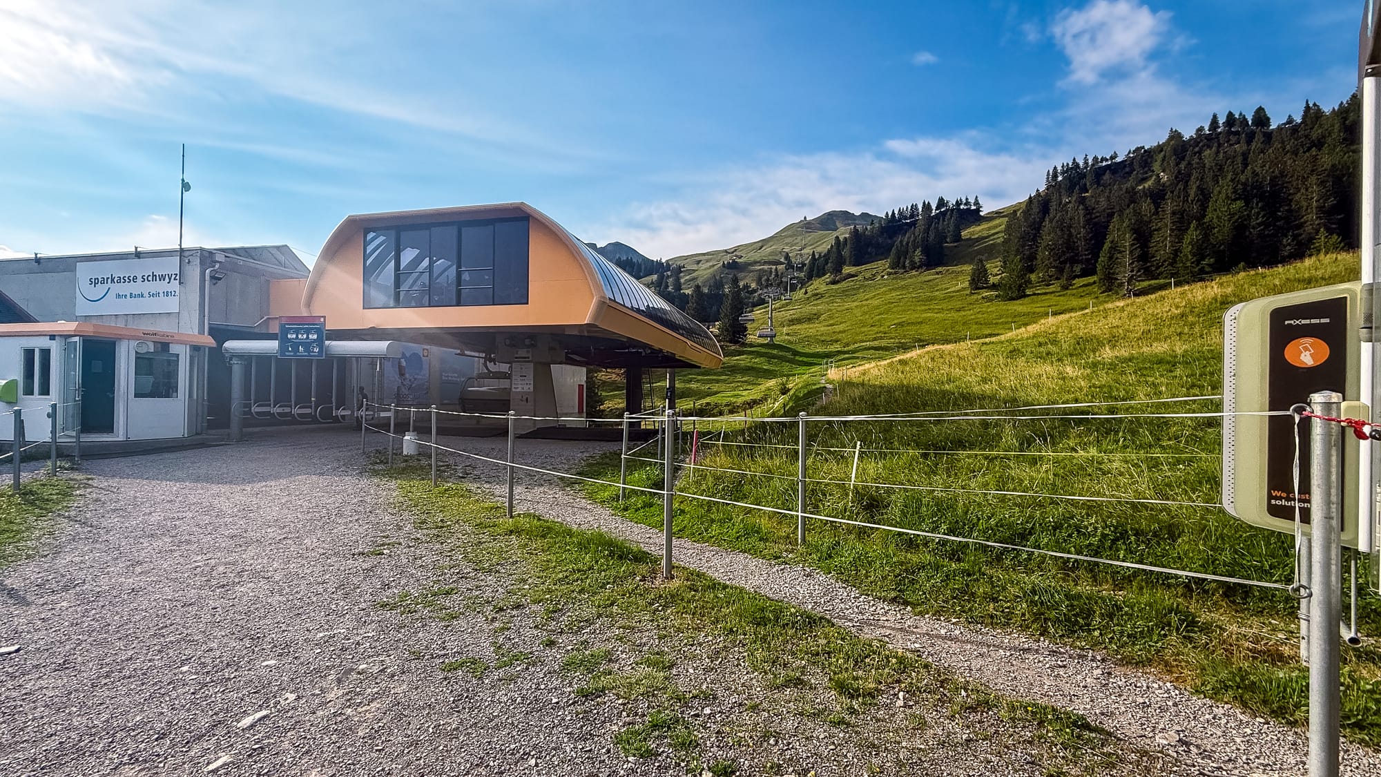 The yellow Klingenstock Chairlift "valley" station