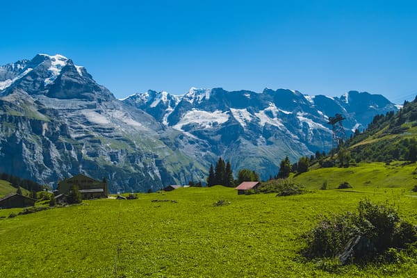 Hiking the North Face trail in Mürren